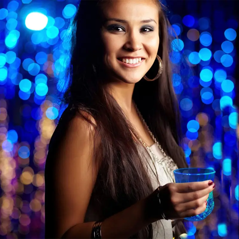 LED Light Up Cups, Liquid-Activated Glowing Plastic Tumblers, 2–6 Pack for Parties, Bars, Christmas & Thanksgiving Gifts